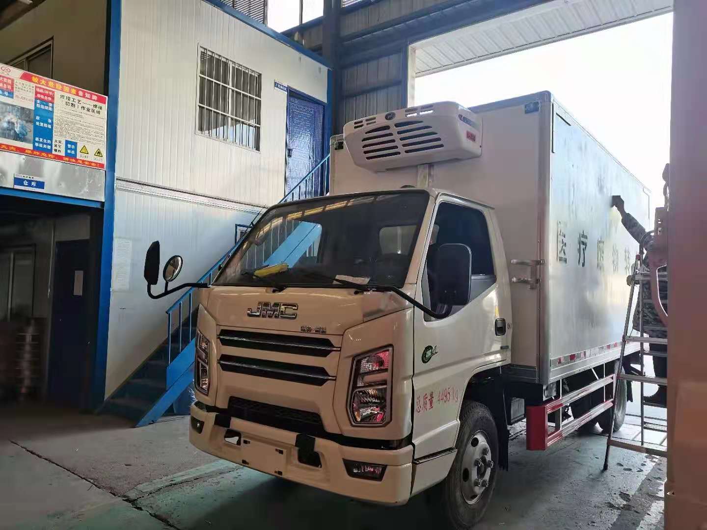 江鈴國六醫療廢物轉運車詳細配置介紹