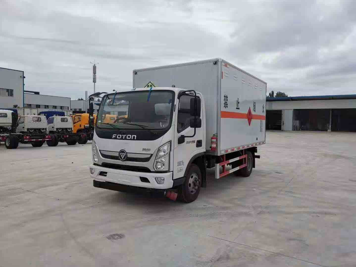 福田小黃牌炸藥運輸車