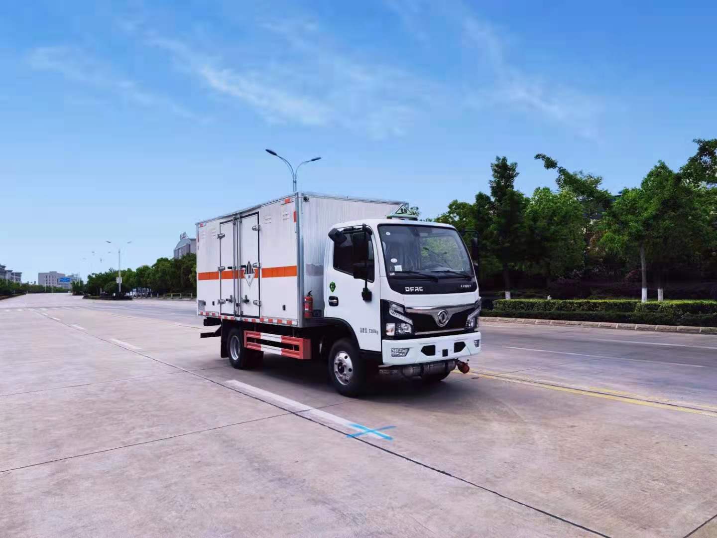 東風(fēng)福瑞卡國(guó)六雜項(xiàng)危險(xiǎn)品車詳細(xì)配置