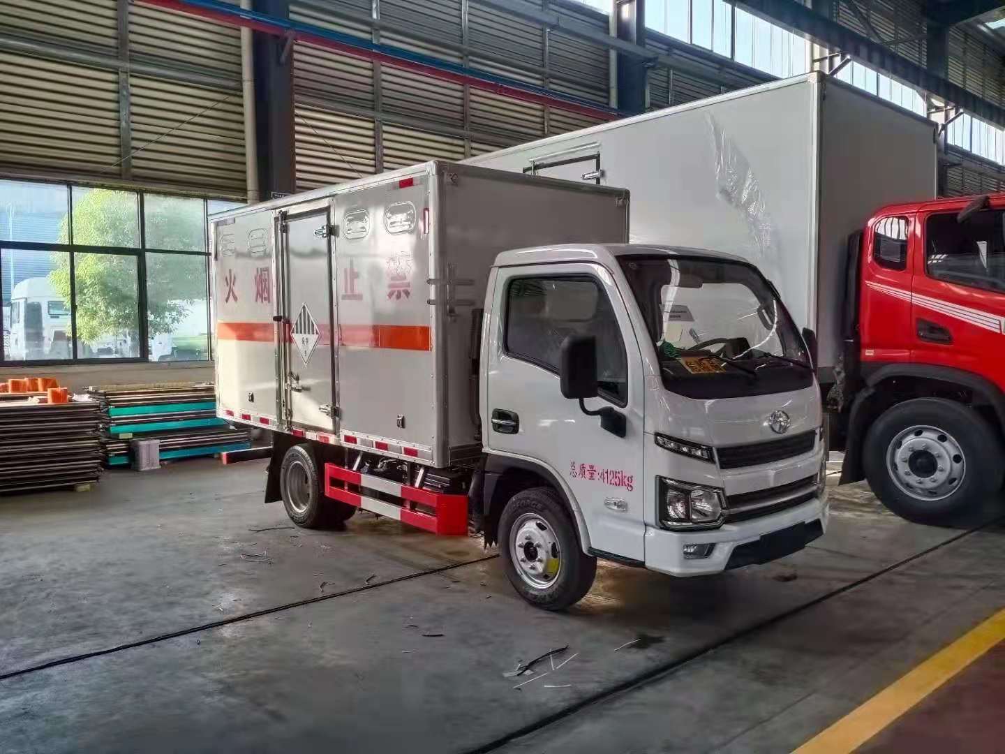 躍進福運S80國六柴油危險品車