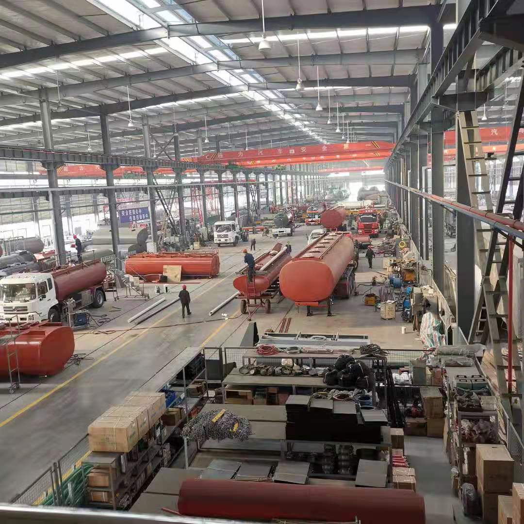 程力專汽教您如何挑選危險(xiǎn)品車