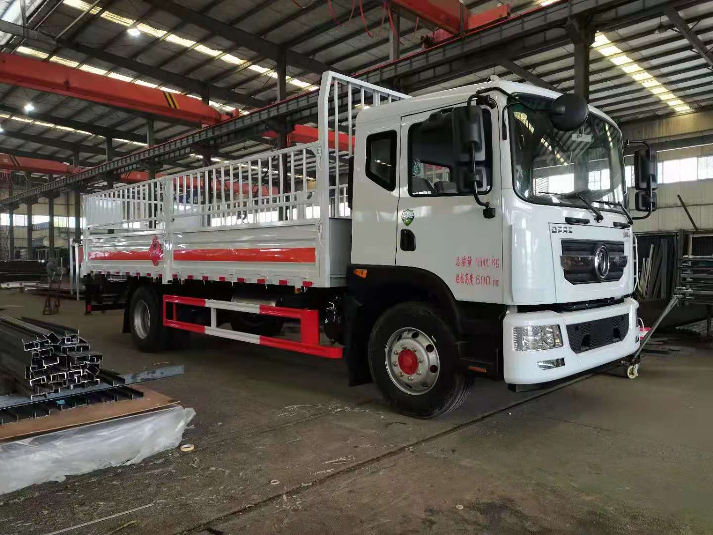 7米6東風(fēng)D9國六氣瓶車廠家