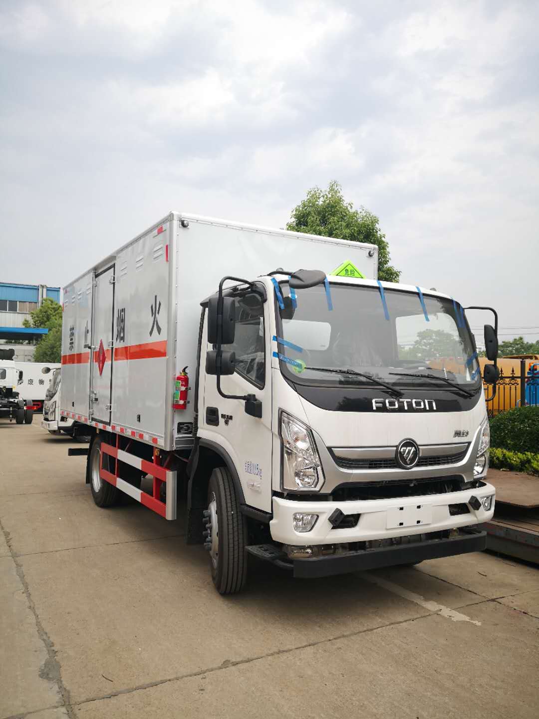 福田奧鈴藍牌國六民爆車