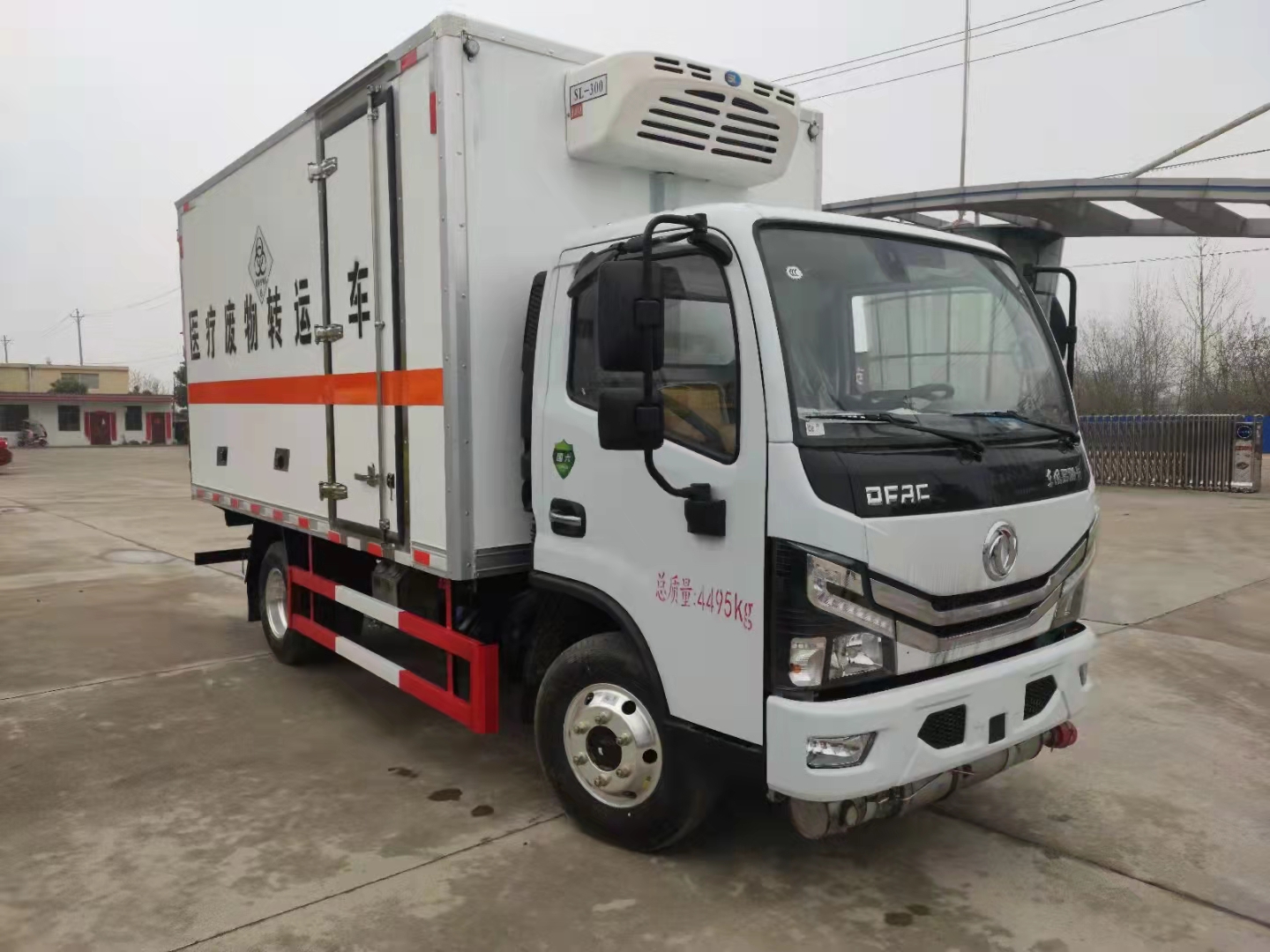 防控緊張時東風(fēng)多利卡藍(lán)牌醫(yī)廢車現(xiàn)車為您提供