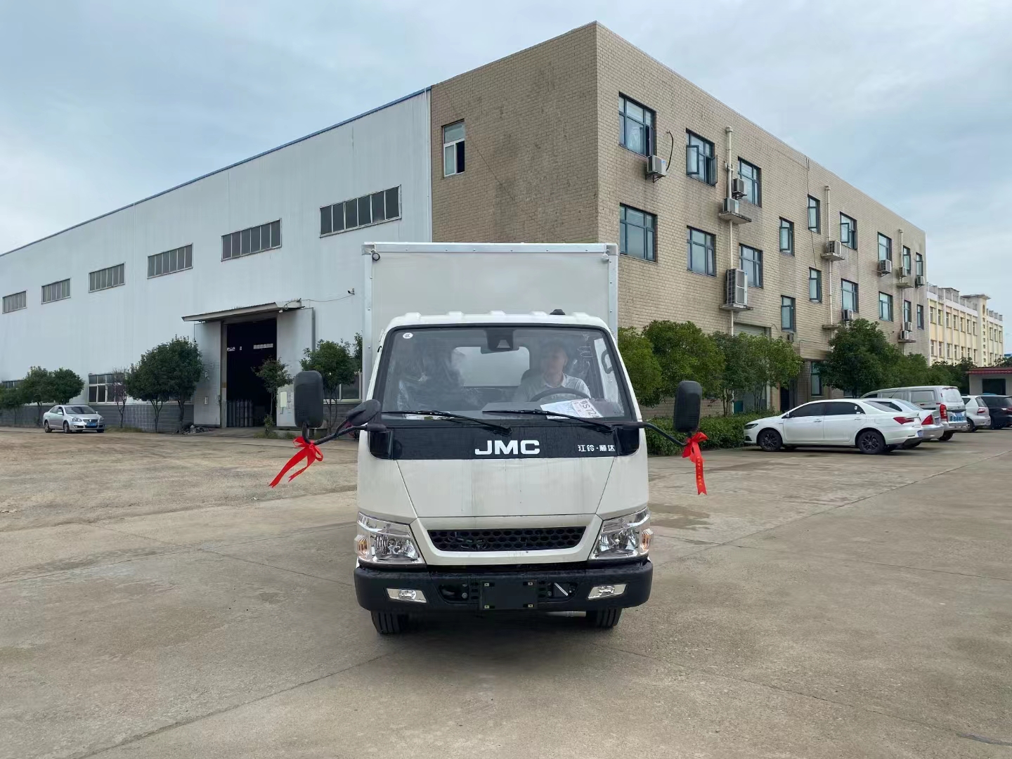 江鈴國六藍牌腐蝕品廂式車