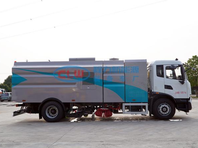 東風(fēng)天錦CL5182TXSBEV型純電動(dòng)洗掃車