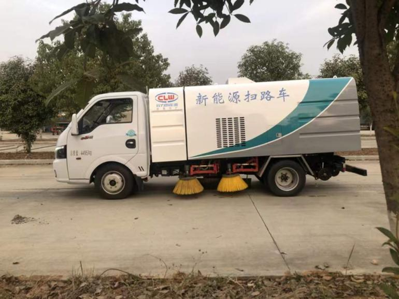 東風(fēng)CL5041TSLBEV型純電動(dòng)掃路車