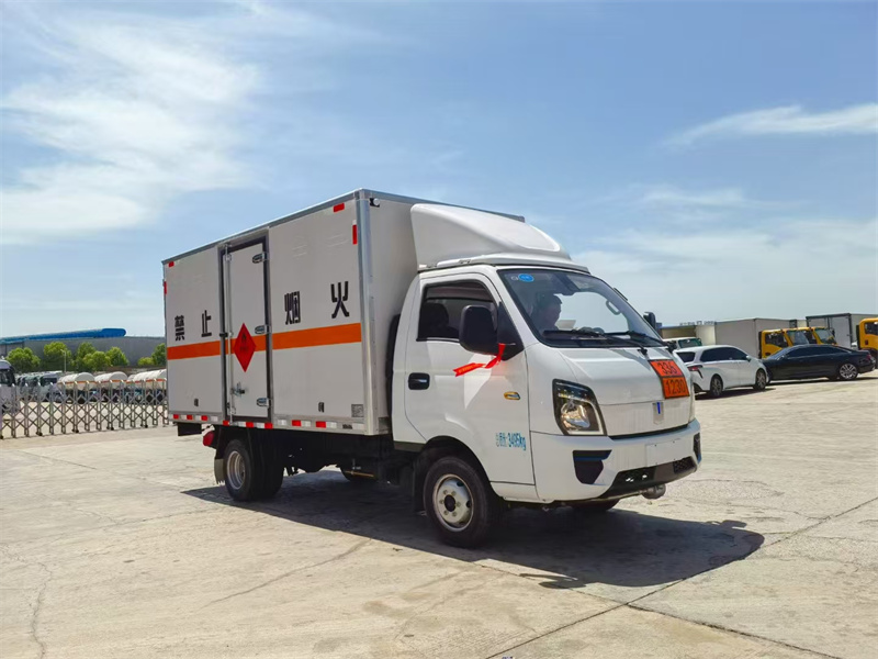 吉利燒甲醇國(guó)六危險(xiǎn)品車