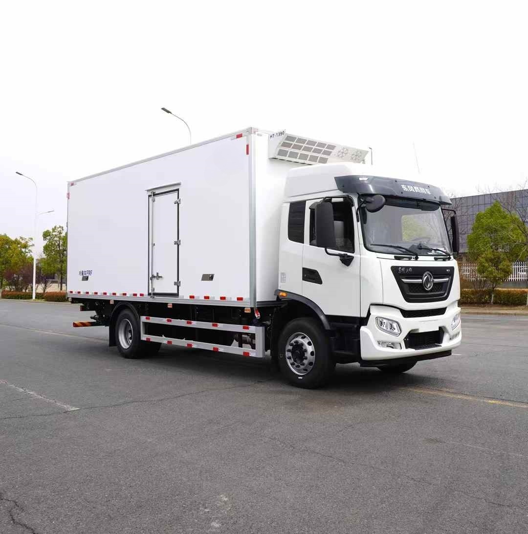 東風(fēng)天錦KR國六法士特8檔冷藏車