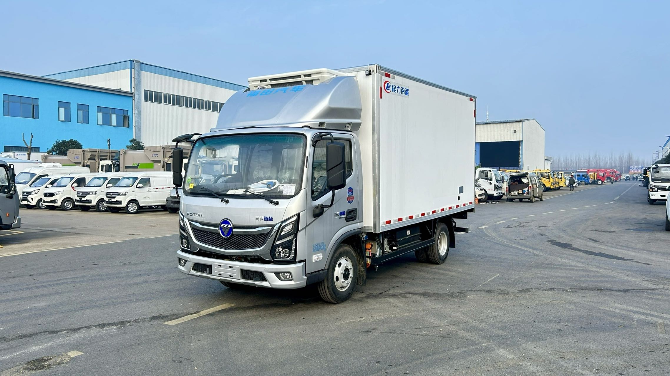 性價(jià)比高車型推薦——福田奧鈴智藍(lán)新能源混動冷藏車