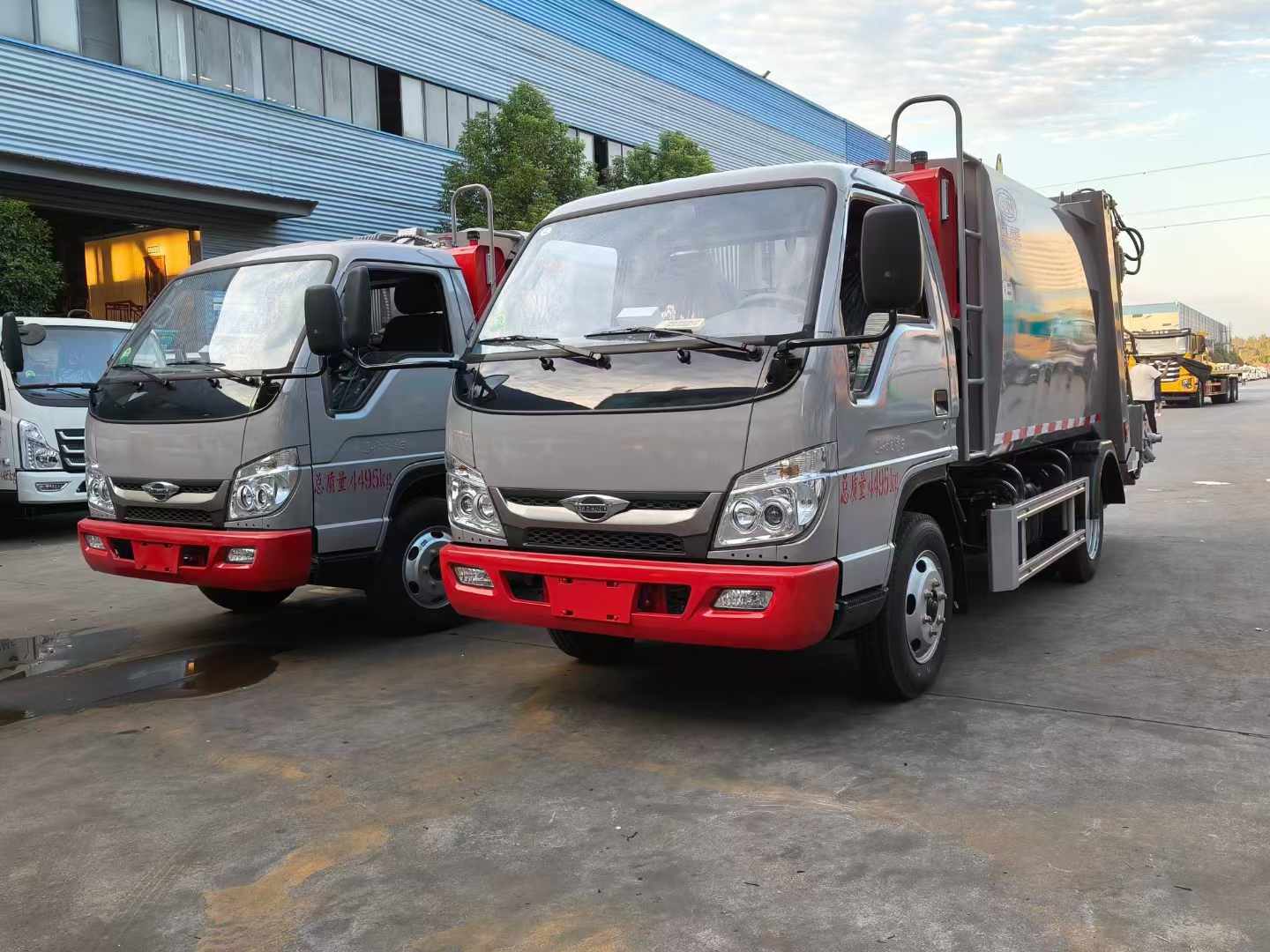 福田小卡藍(lán)牌壓縮垃圾車