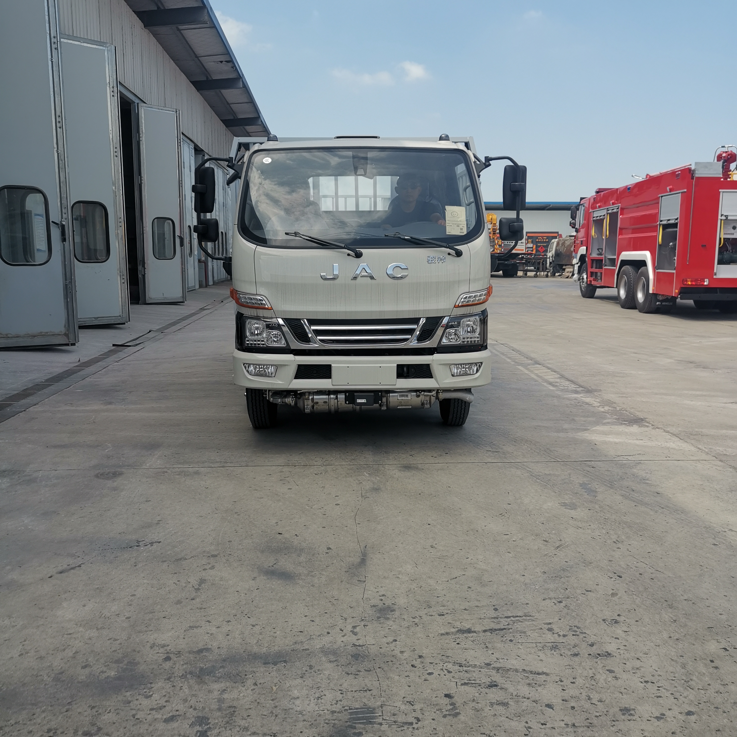 江淮駿鈴V7國六5米5氣瓶車