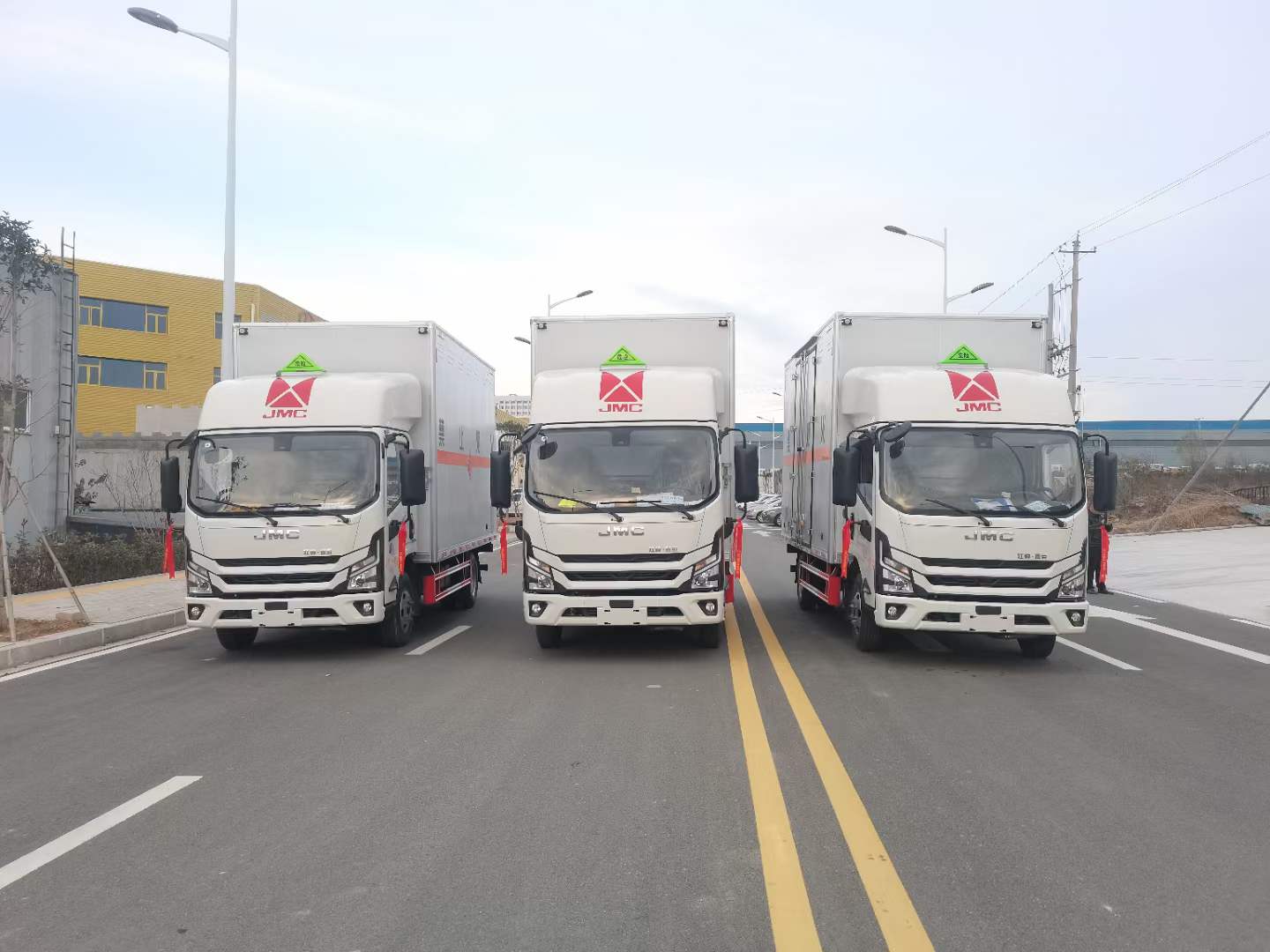 江鈴凱運(yùn)國(guó)六爆破器材運(yùn)輸車3臺(tái)齊發(fā)