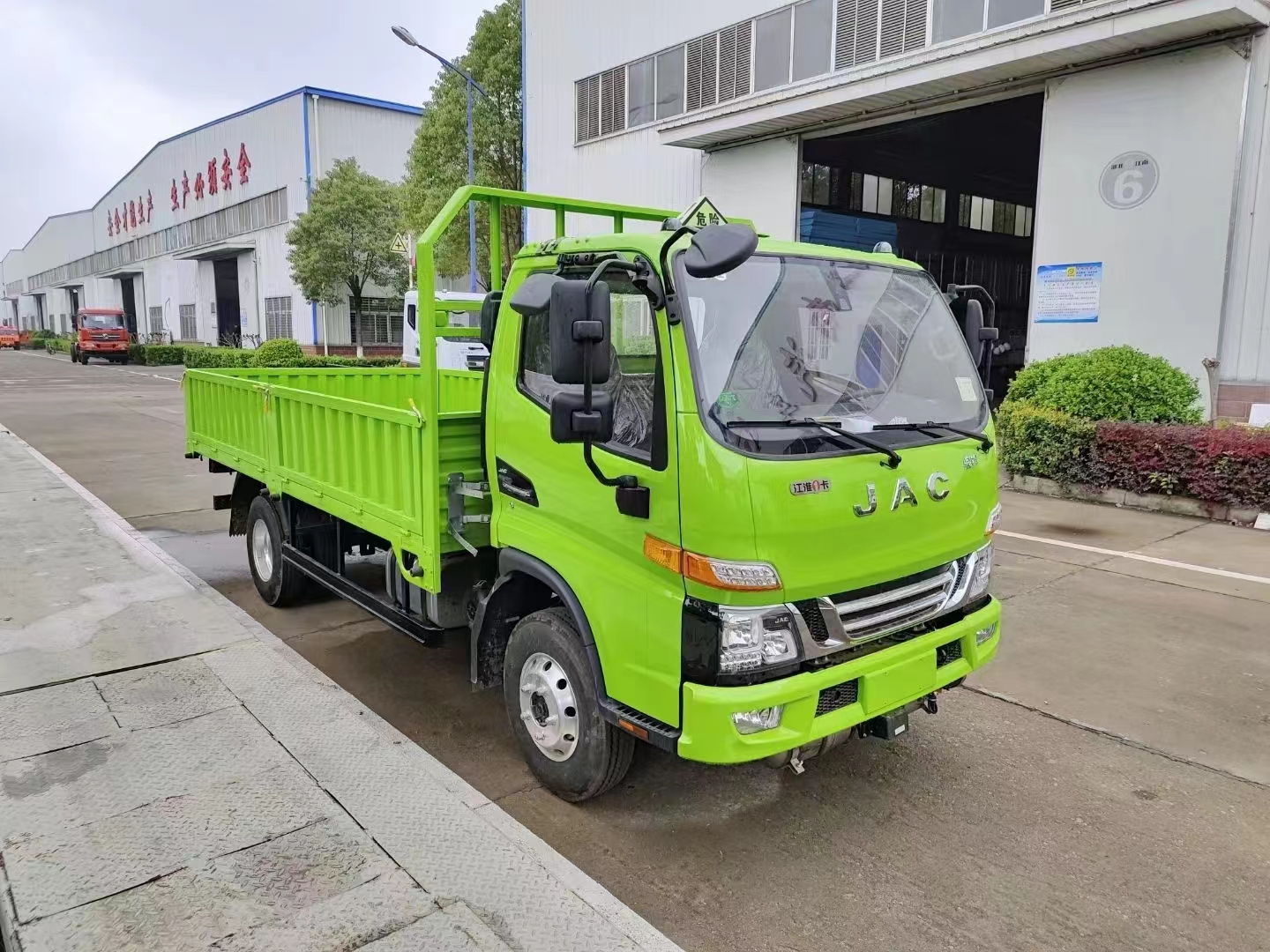 江淮國六藍牌3人座氣瓶車