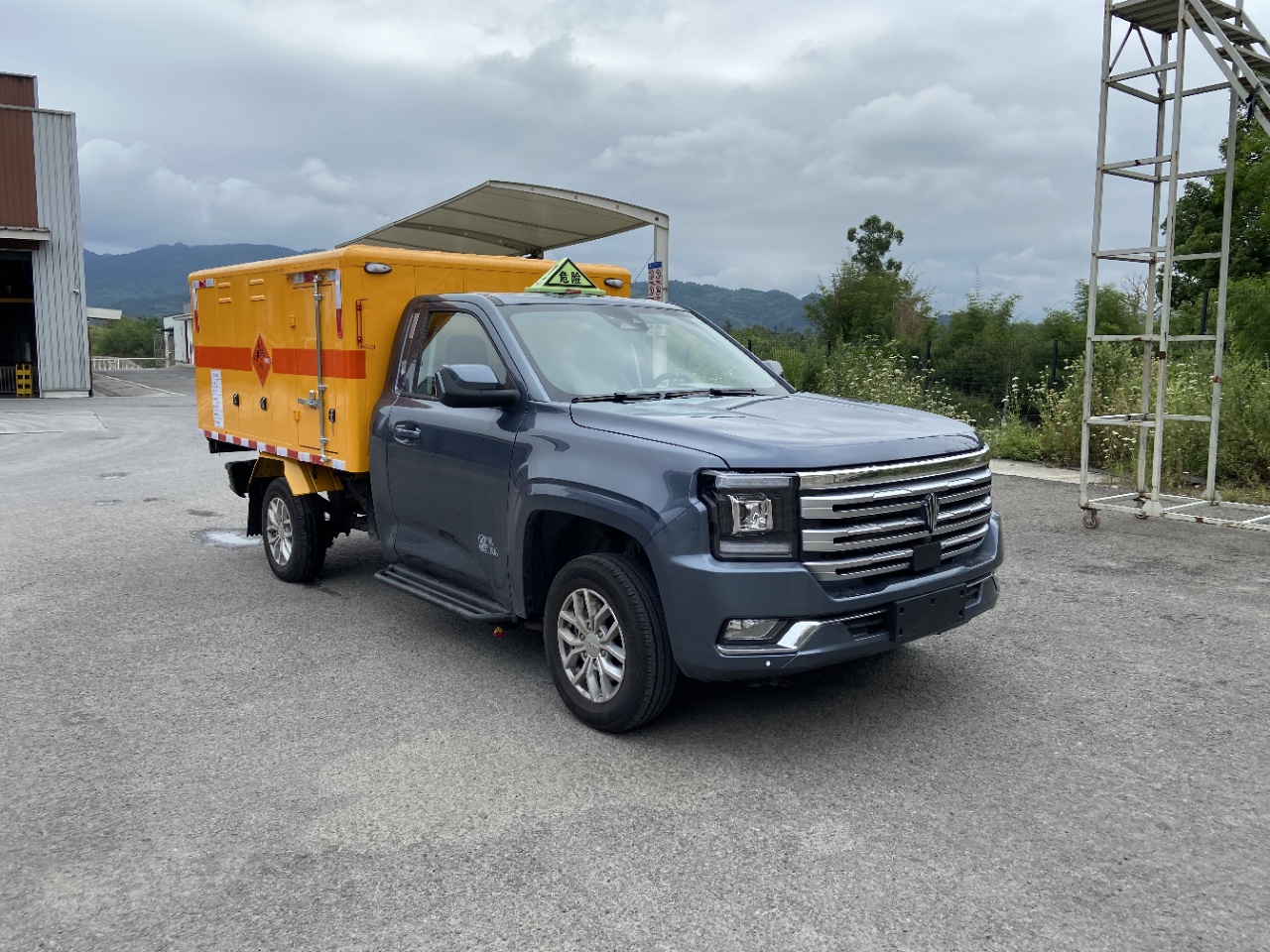 云貴川專用——江鈴大道皮卡四驅(qū)爆破器材運(yùn)輸車