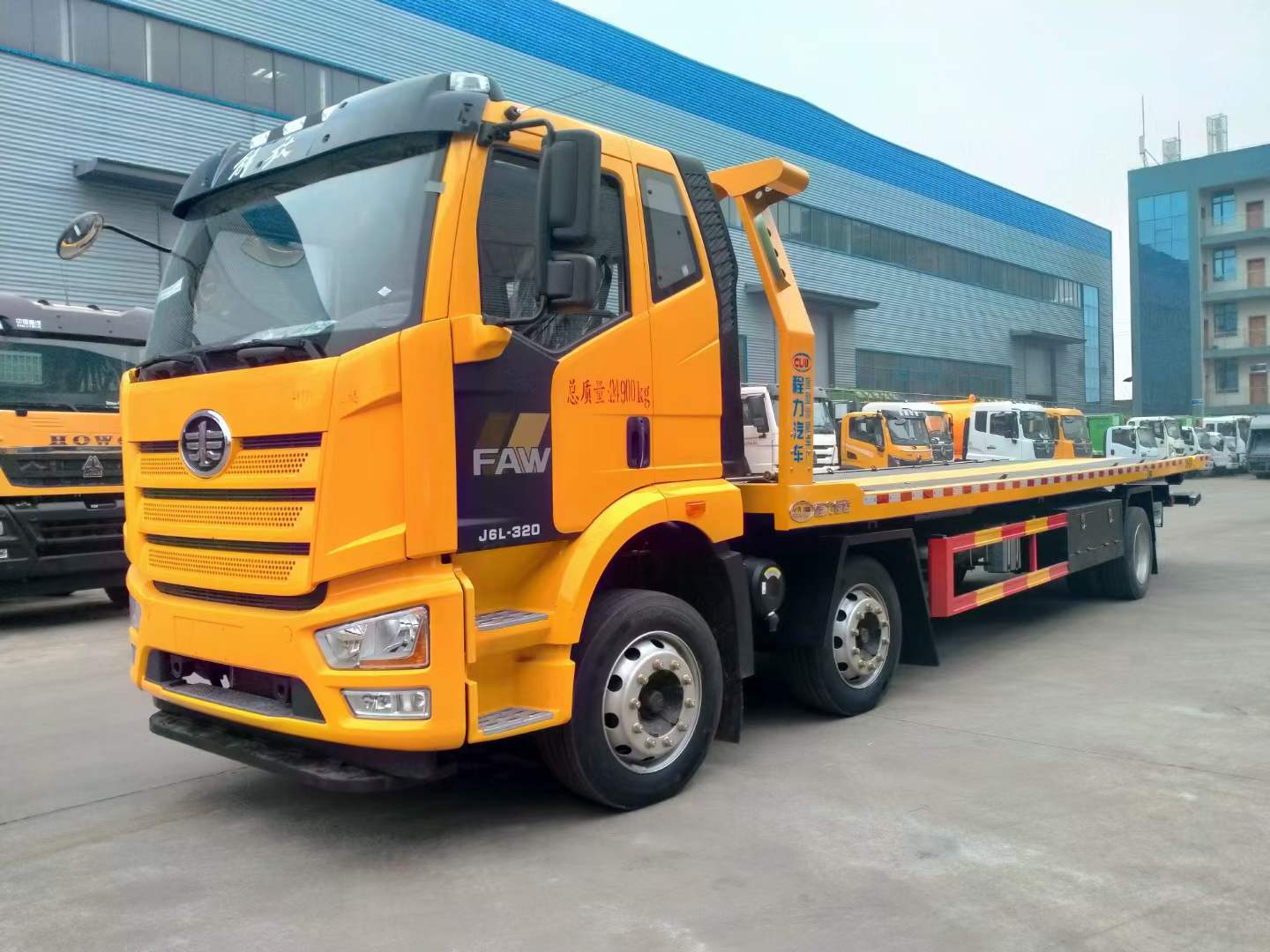 解放小三軸一拖二國六清障車