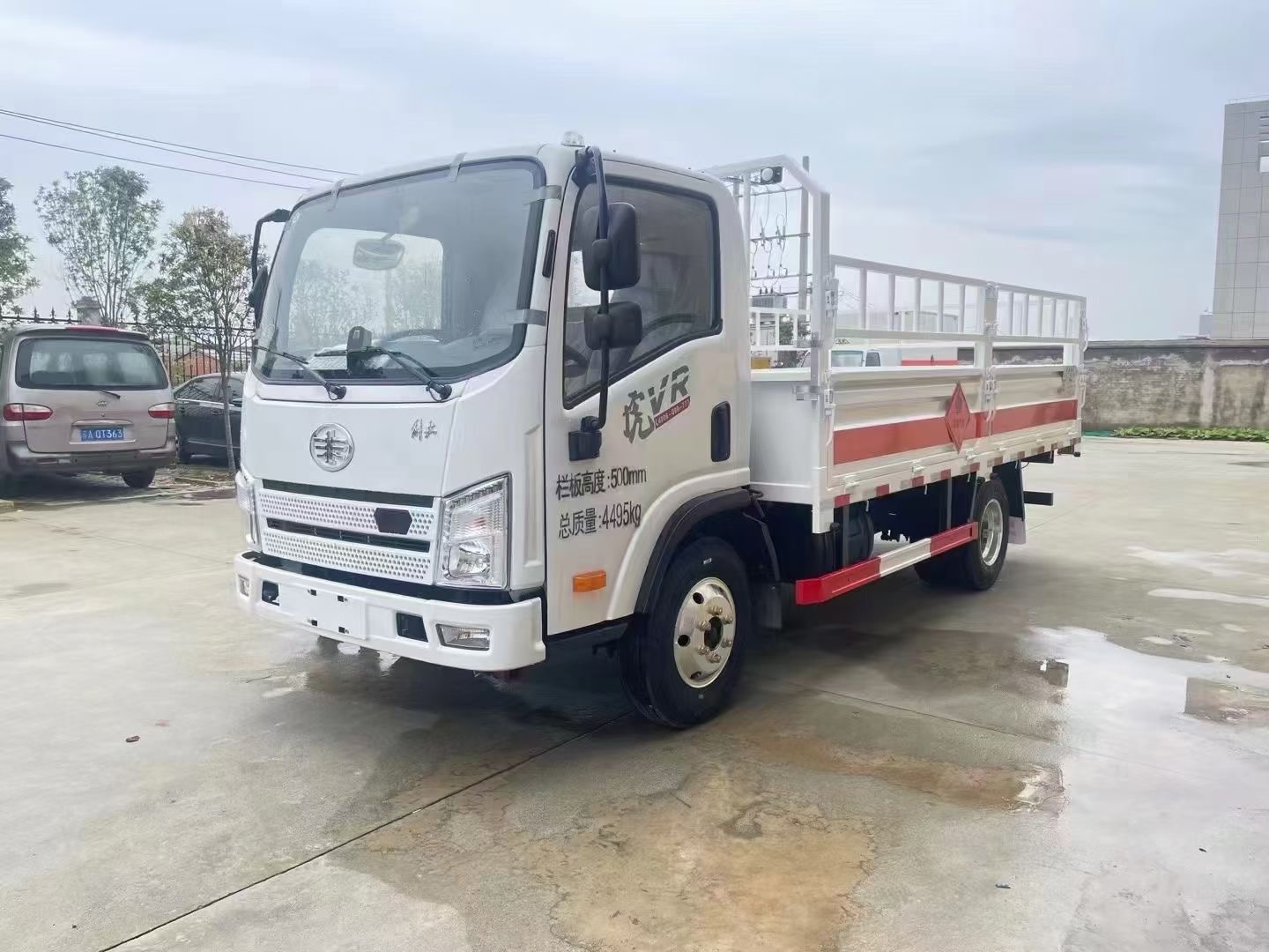 藍牌經(jīng)典氣瓶車——解放虎V國六4米2氣瓶車