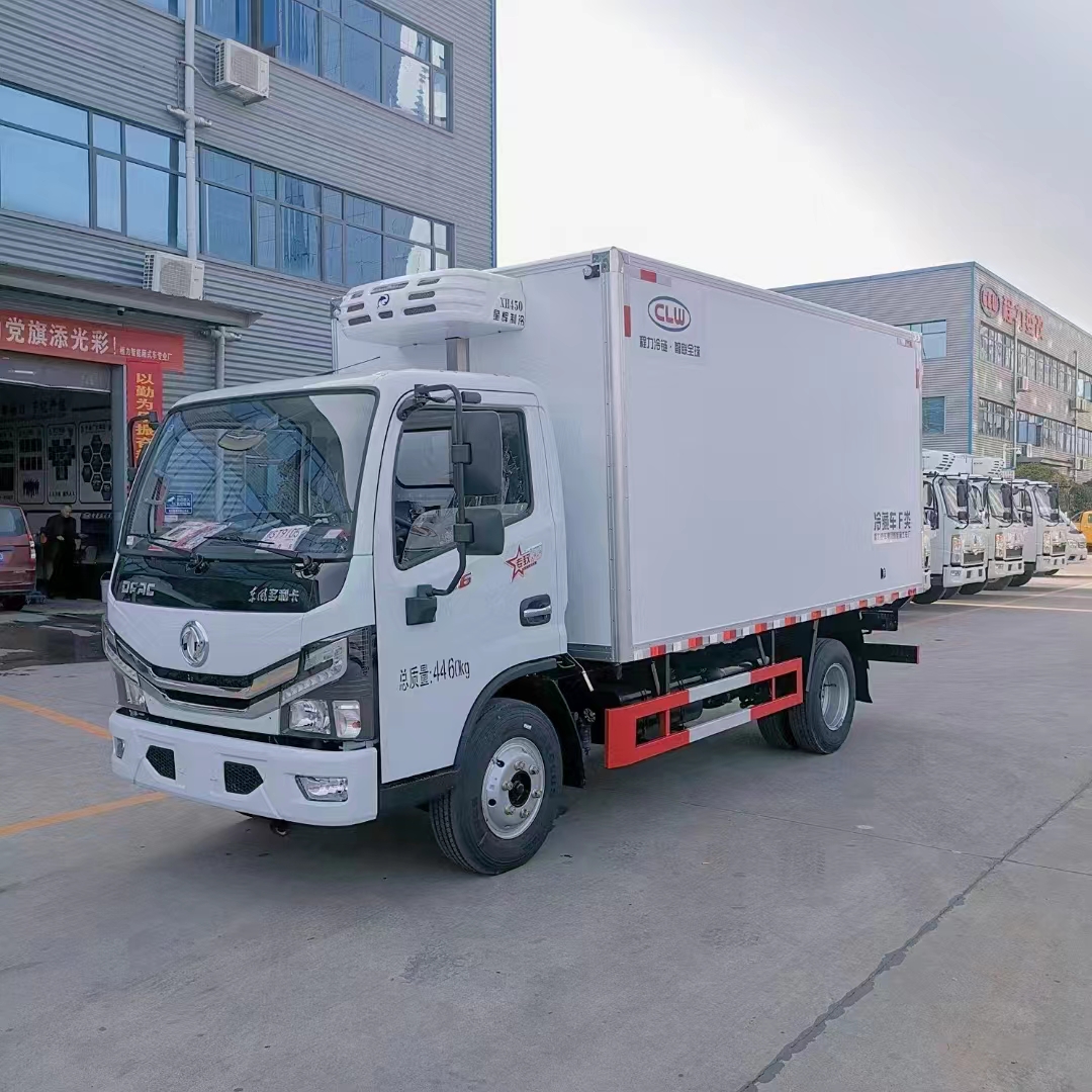 東風(fēng)多利卡國(guó)六藍(lán)牌冷藏車(chē)
