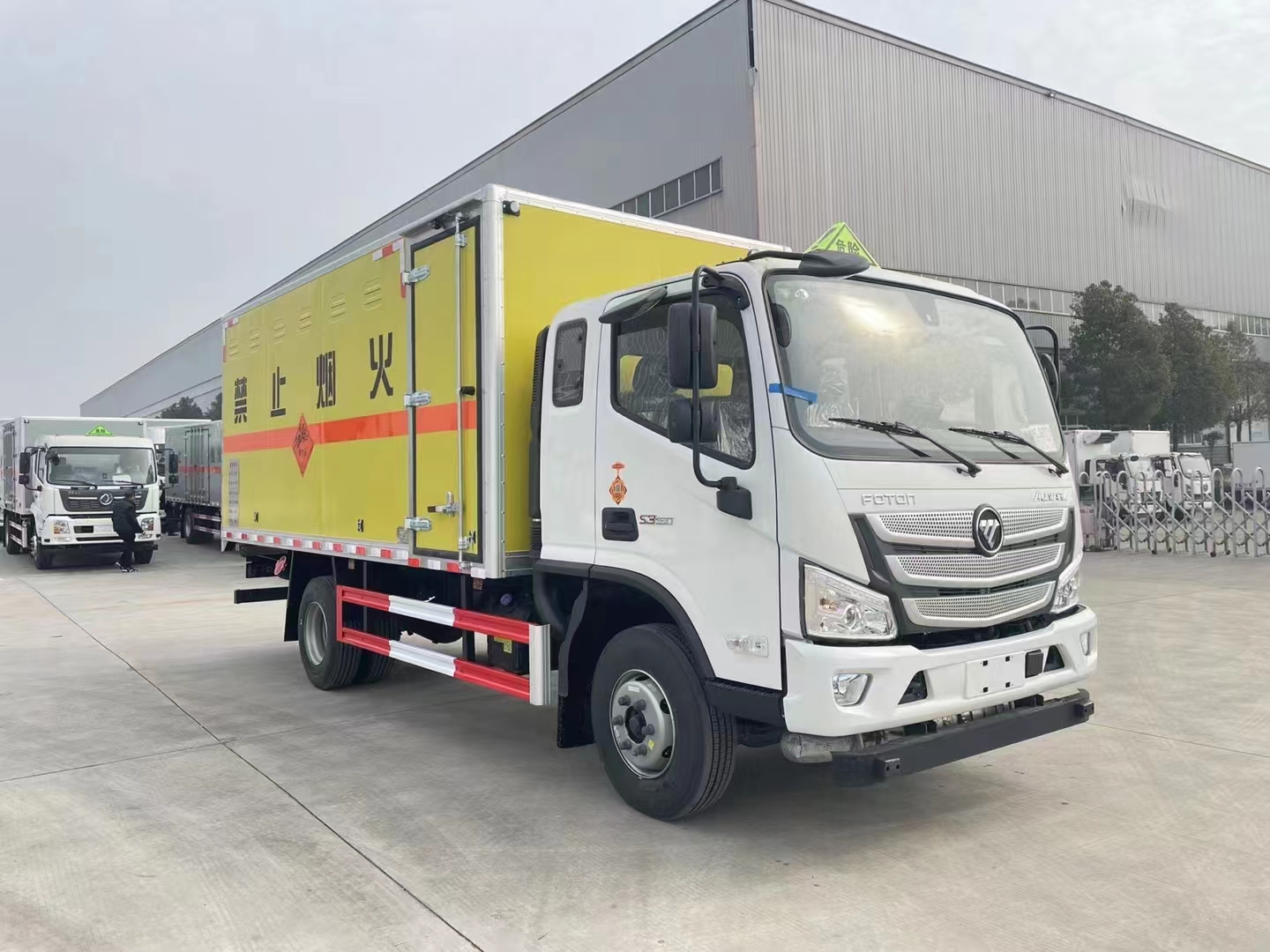 福田歐馬可排半5噸爆破器材運輸車