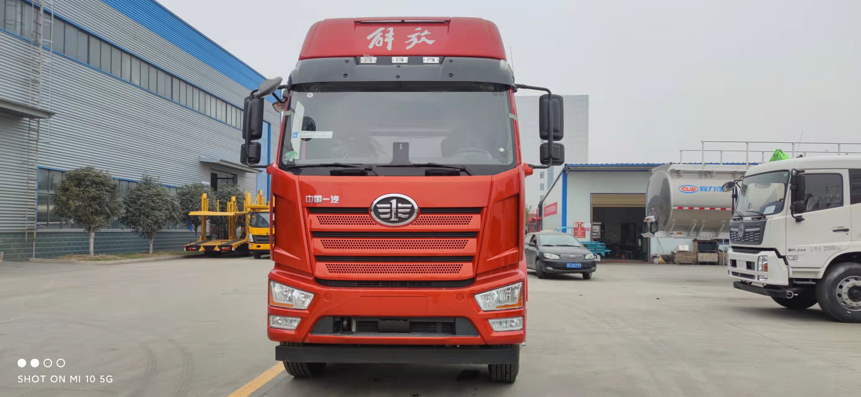 解放前四后八國六腐蝕品罐式車