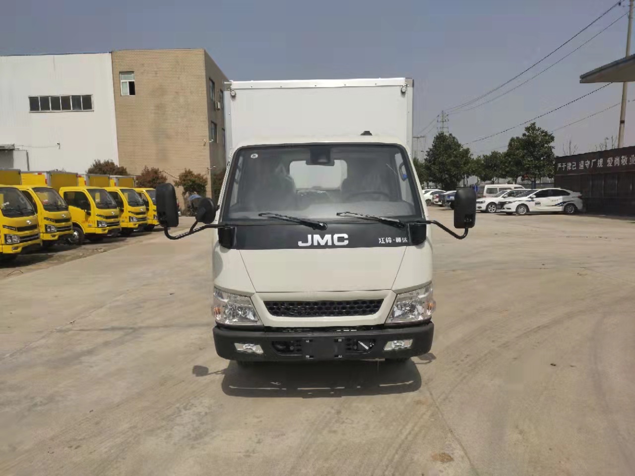 江鈴拉煙花爆竹藍牌危險品車