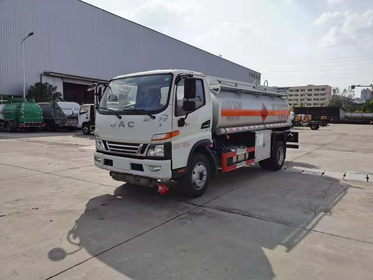 江淮駿鈴8噸加油車優(yōu)勢(shì)