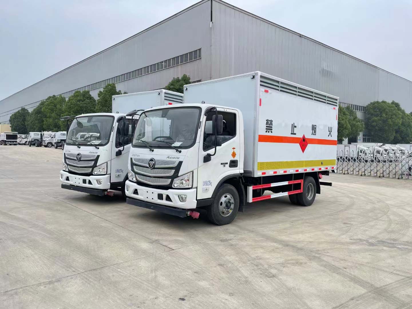 福田歐馬可小黃牌4.5噸氣體廂式發車