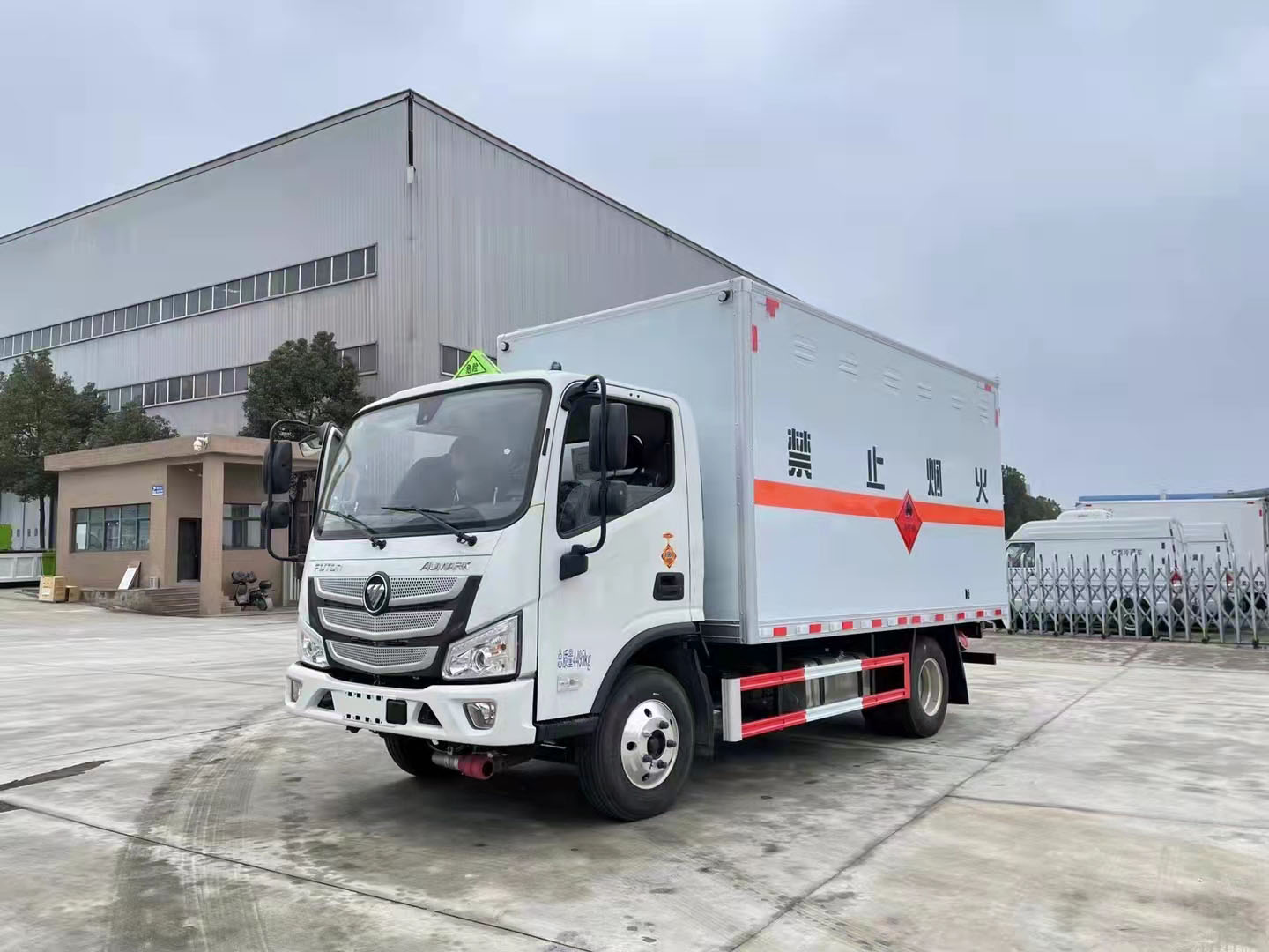 福田歐馬可藍牌國六合規易燃氣體廂式車