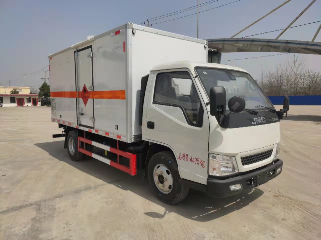 江鈴2.5排量小藍牌危險品車