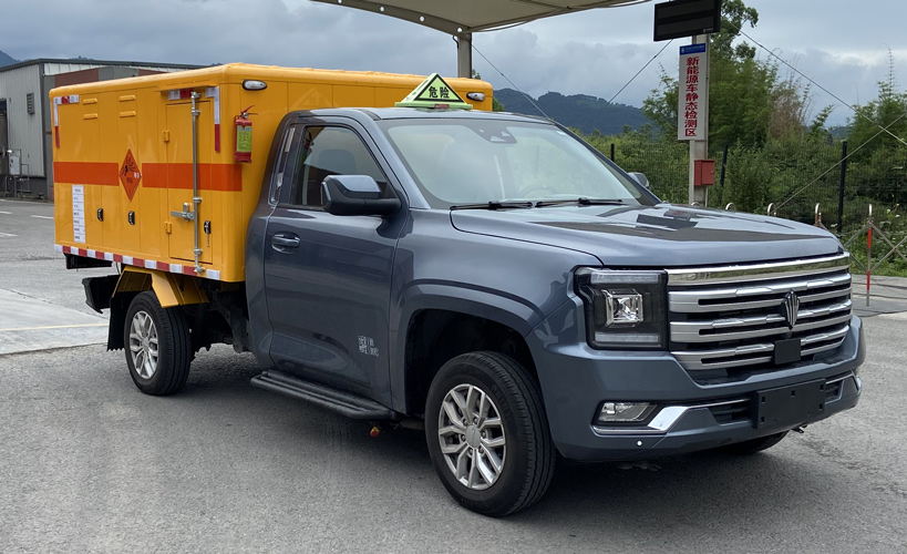 江鈴大道皮卡四驅民爆車