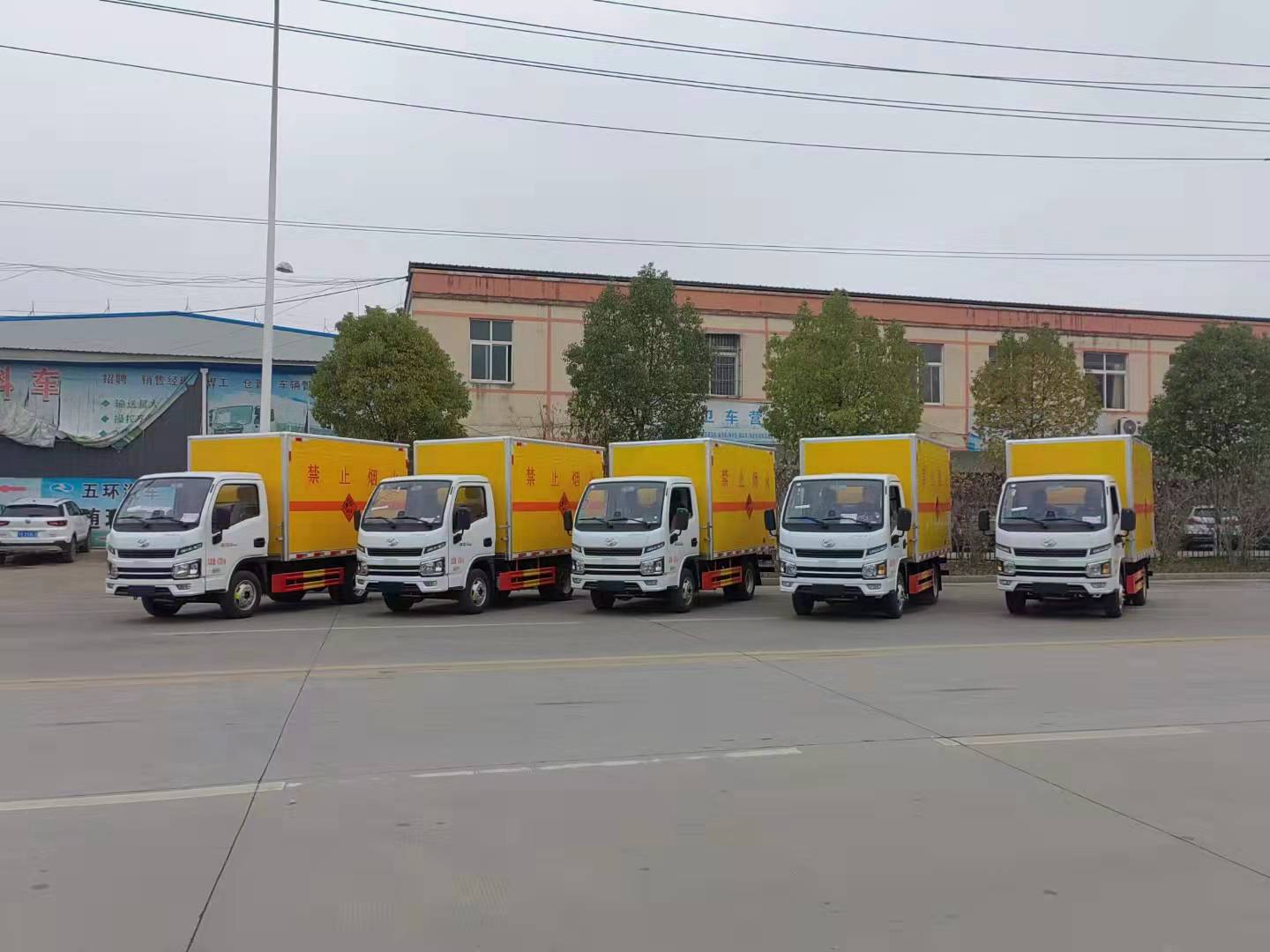 河北李總5臺(tái)躍進(jìn)國(guó)六民爆車發(fā)車