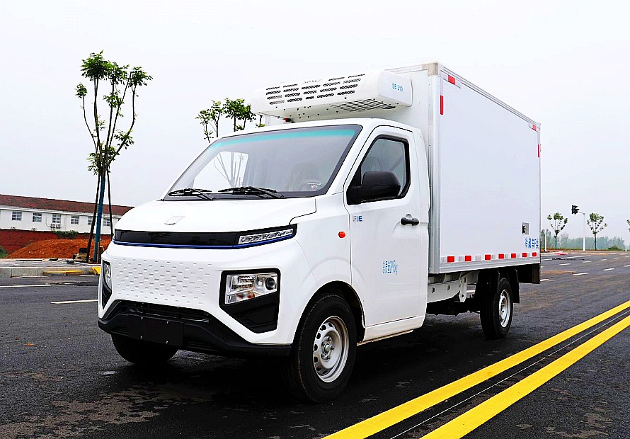 3米吉利 鋒銳V5E純電動冷藏車
