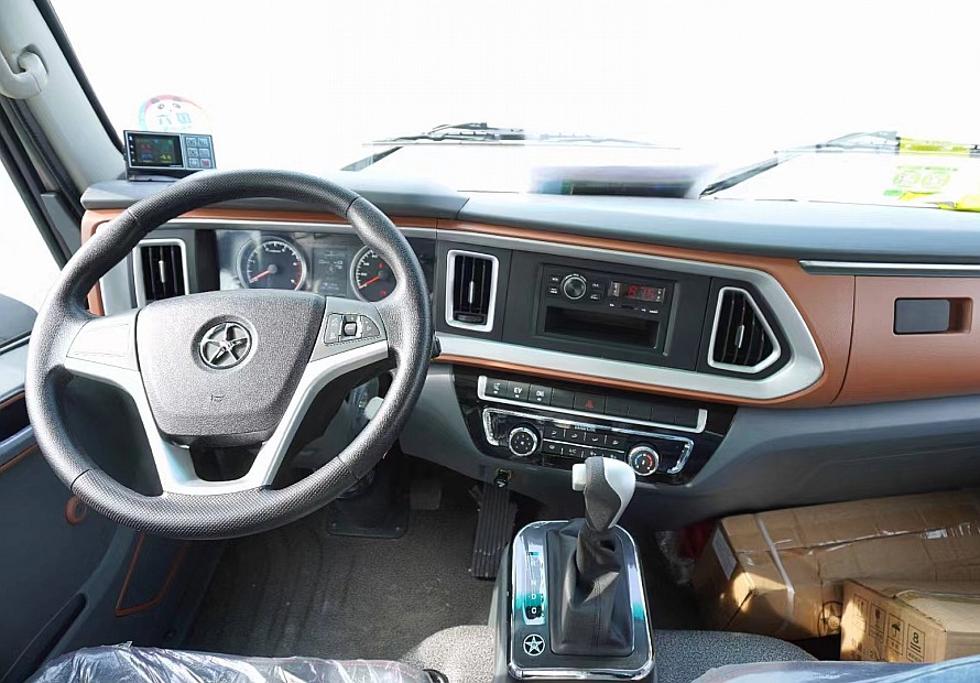 4.2米大運(yùn)氣電增程混合動(dòng)力冷藏車