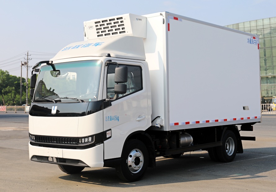 4.2米吉利續航600公里電動冷藏車
