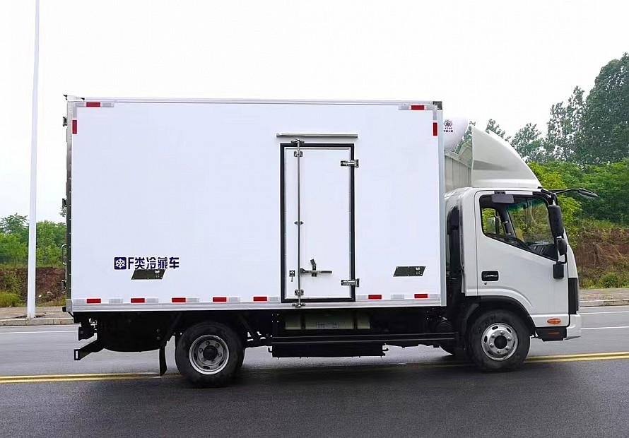 4.2米江淮運多多（傲運）天然氣冷藏車