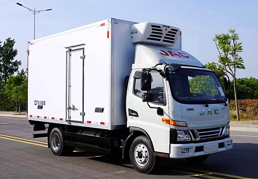 4.2米江淮駿鈴V5天然氣冷藏車
