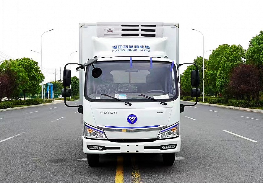 4.2米福田智藍100度電新能源冷藏車